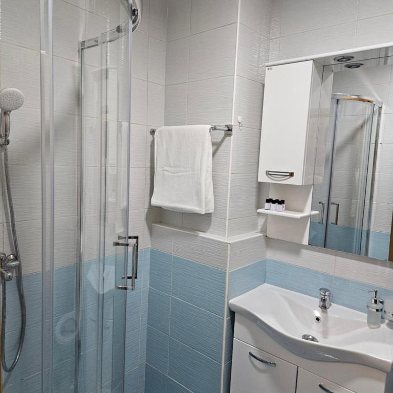 Apartman Magic - One-Bedroom Apartment - 12