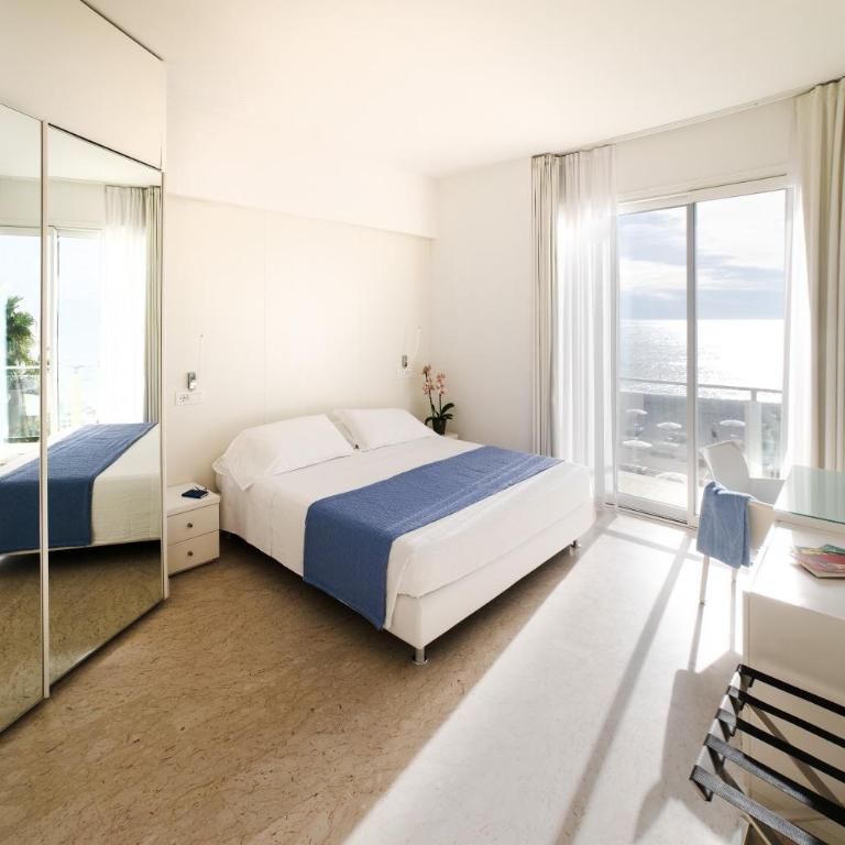 Hotel Caravelle Thalasso & Wellness - Habitación Doble con vistas al mar - 1
