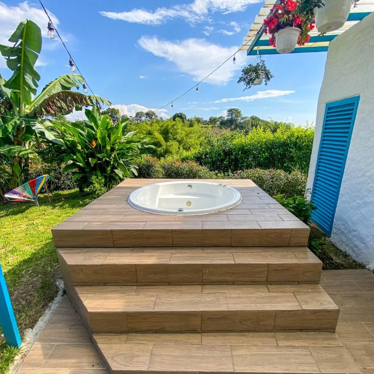 LA QUERENDONA - Alojamiento cafetero - Quadruple Room with Private External Bathroom - 8