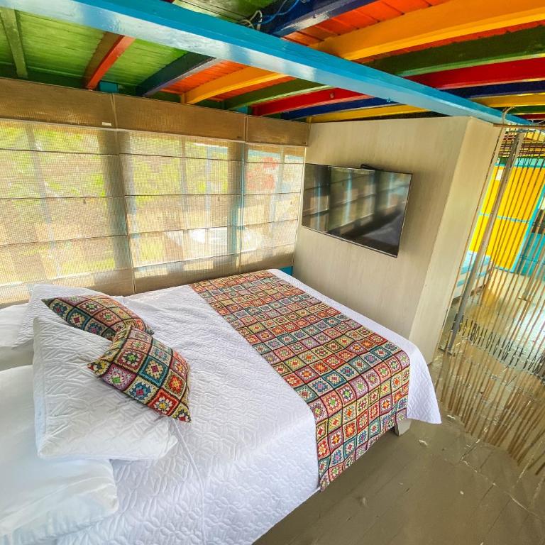 LA QUERENDONA - Alojamiento cafetero - Quadruple Room with Private External Bathroom - 10