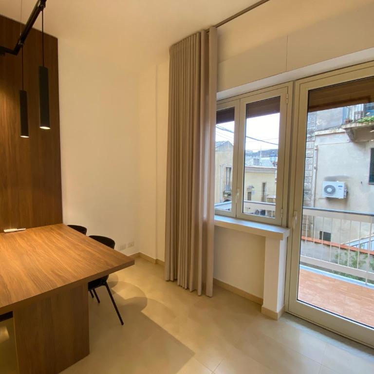 Primo Piano Acireale - Room & Relax - Appartamento Standard con 2 Camere da Letto - 3