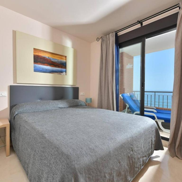 Apartamento de 3 dormitorios frente al mar - Apartment - 4