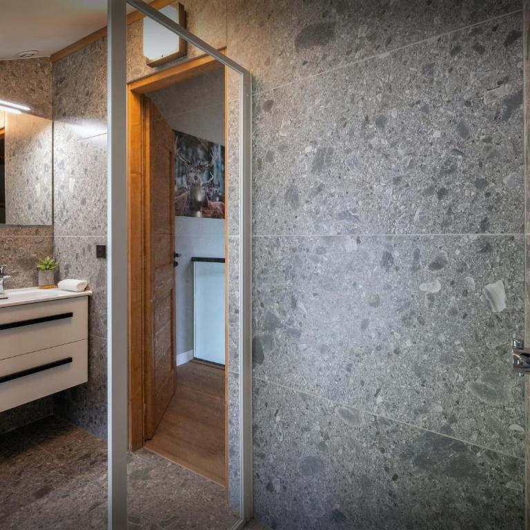 Chalet Confidentiel - OVO Network - Chalet - 11