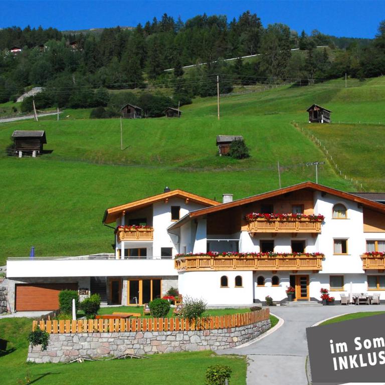 Ferienwohnungen Lechthaler - Apartment mit 2 Schlafzimmern und Gartenblick - 1
