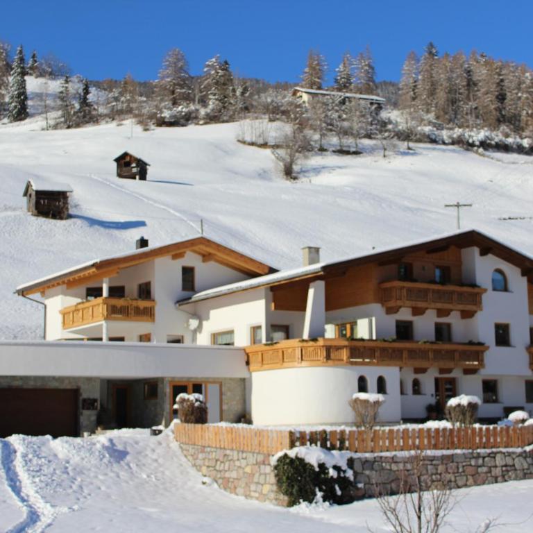 Ferienwohnungen Lechthaler - Apartment mit 2 Schlafzimmern und Gartenblick - 2
