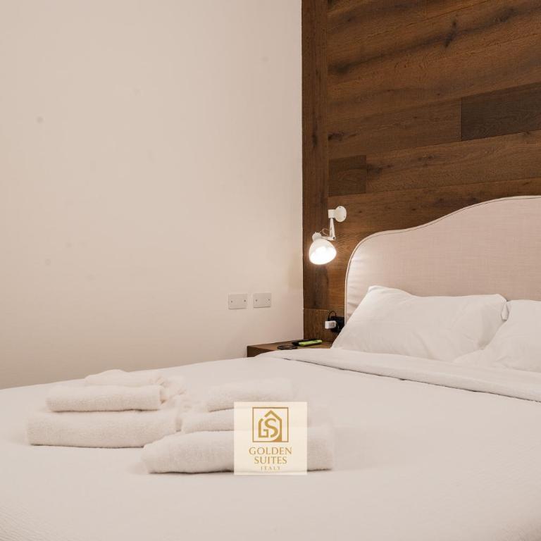 GoldenSuitesItaly Piazza Duomo Luxury Apartment 3 - Two-Bedroom Apartment - 5