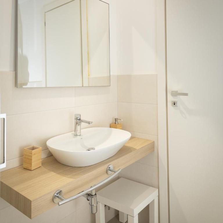Dimora Perfetto - Camera Matrimoniale con Bagno Privato - 13
