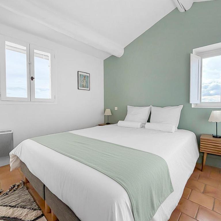 Maison rénovée avec terrasse et parking privé - Maison 2 Chambres - 19