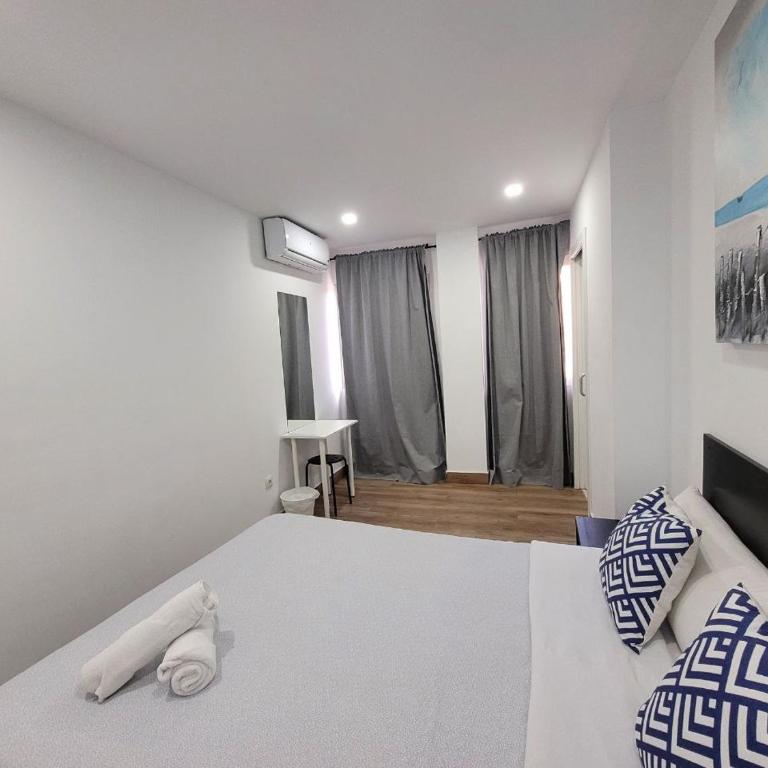 AYZ Elcano - Auto check-in property - Habitación Doble Superior - 8