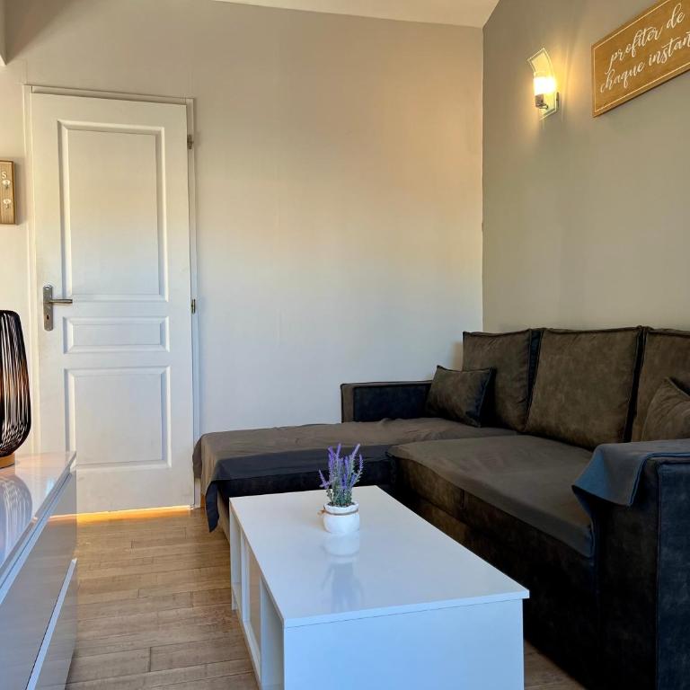 Maison Vias Relax 6 pers, clim, wifi, terrasse - Maison 3 Chambres - 4