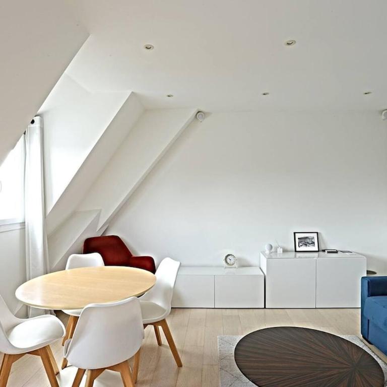 Air conditioning, calm & comfort in the heart of Paris Marais - One-Bedroom Apartment - 2
