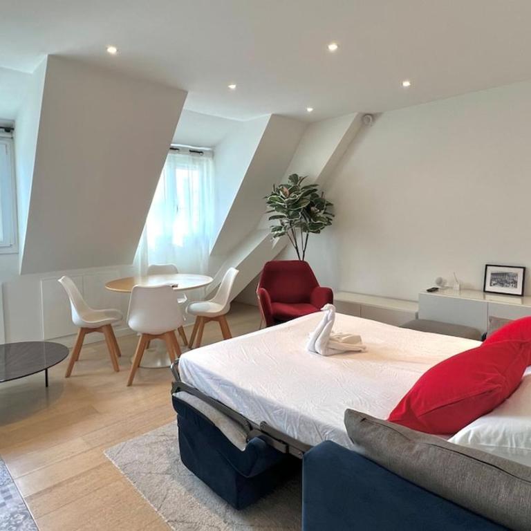Air conditioning, calm & comfort in the heart of Paris Marais - One-Bedroom Apartment - 9