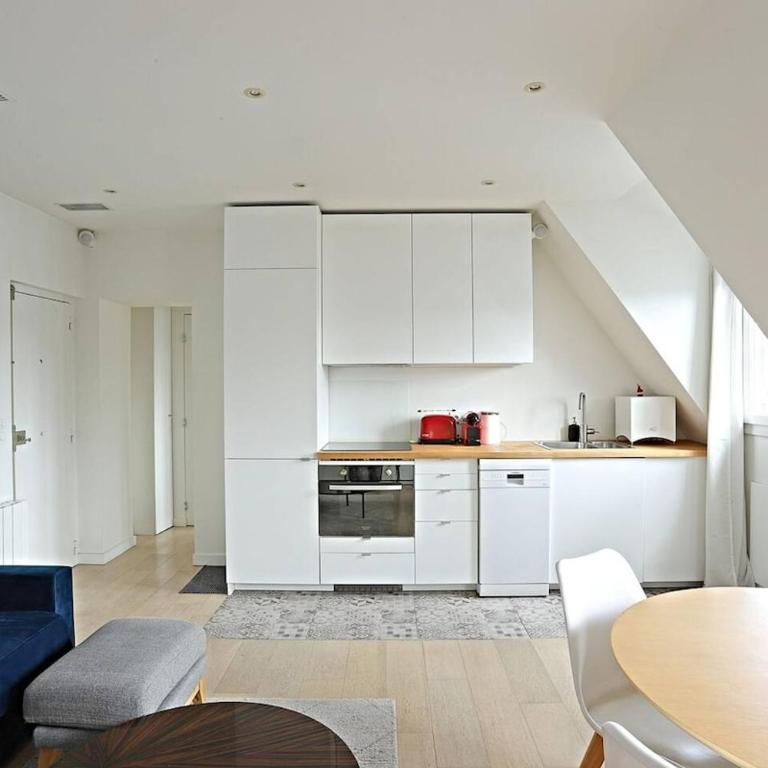 Air conditioning, calm & comfort in the heart of Paris Marais - One-Bedroom Apartment - 29