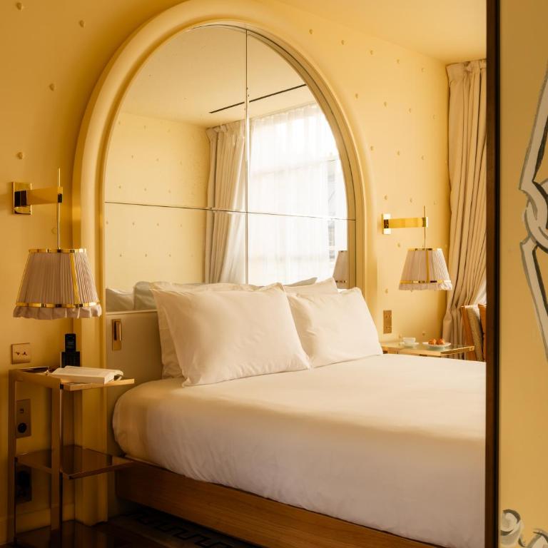9Confidentiel - Chambre Double Supérieure - 1