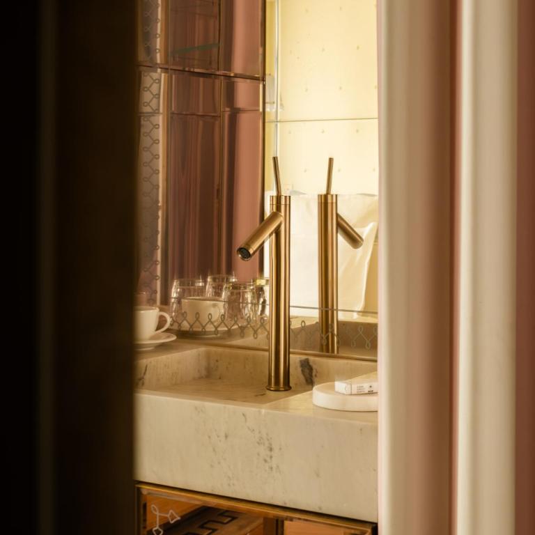 9Confidentiel - Chambre Double Supérieure - 2