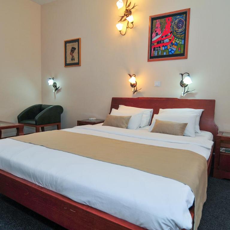 Hotel Montenegrino - Deluxe Double Room - 10