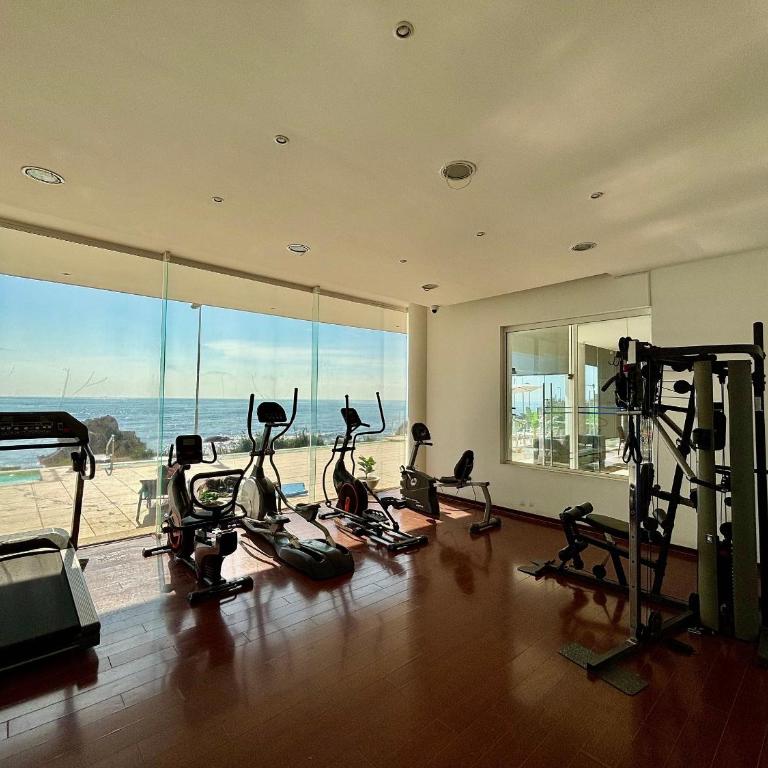 Spacious apartment with panoramic sea view - Apartment - 30