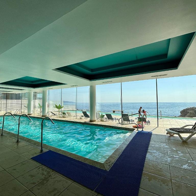 Spacious apartment with panoramic sea view - Apartment - 29
