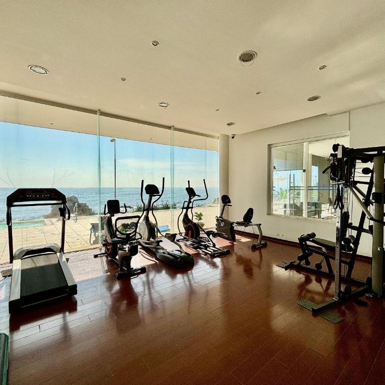 Spacious apartment with panoramic sea view - Apartment - 31