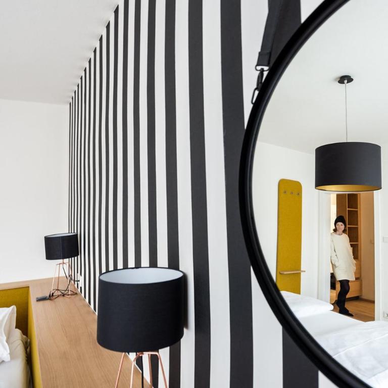 Altstadthotel Weisse Taube - Superior Vierbettzimmer - 6