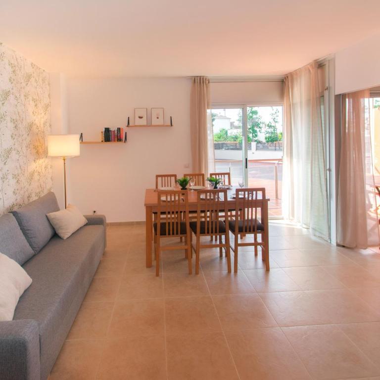WELCS APARTAMENTO 312 EMP con piscina y parking privado - Apartamento con vistas a la piscina - 9