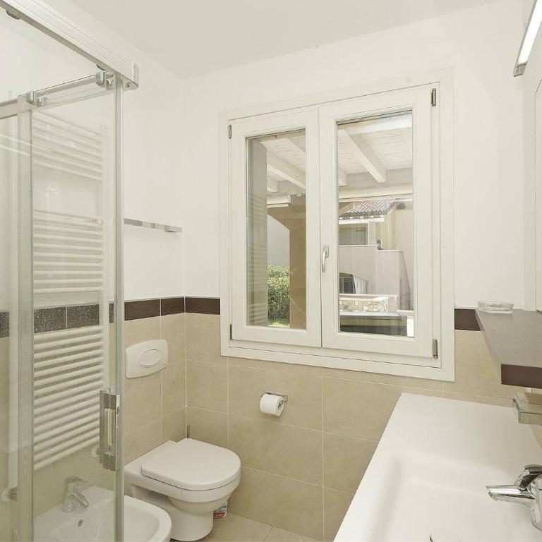 L'oasi del Lago - Two-Bedroom Apartment - 23