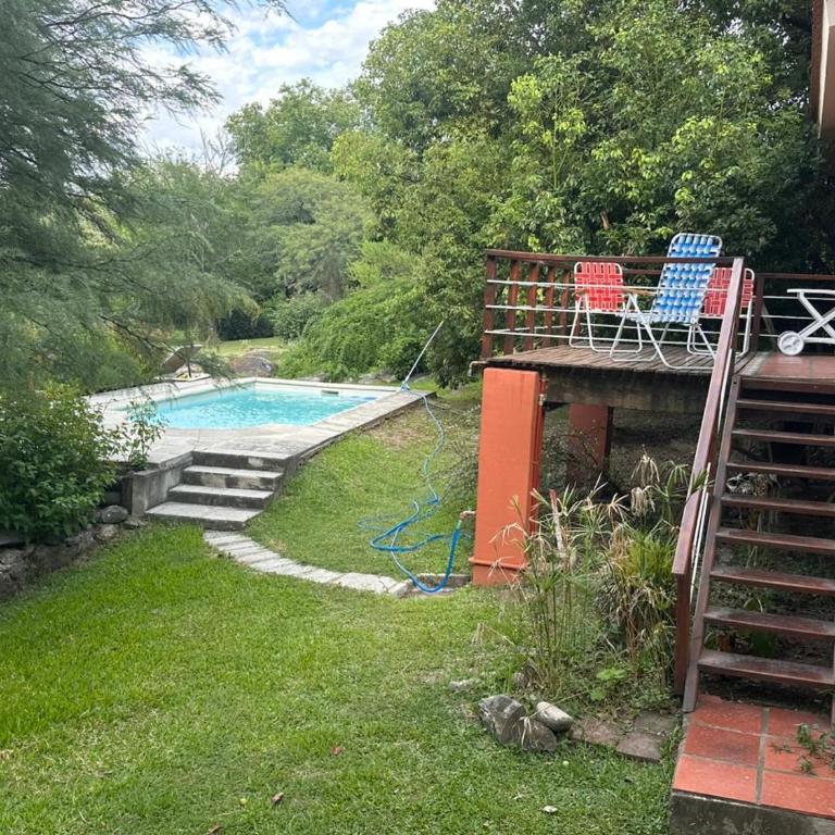 CASA DE CAMPO con bajada al rio - Casa de 4 dormitorios - 2