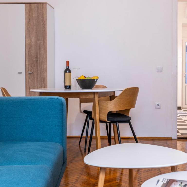 Black & White Delight - One-Bedroom Apartment - 26