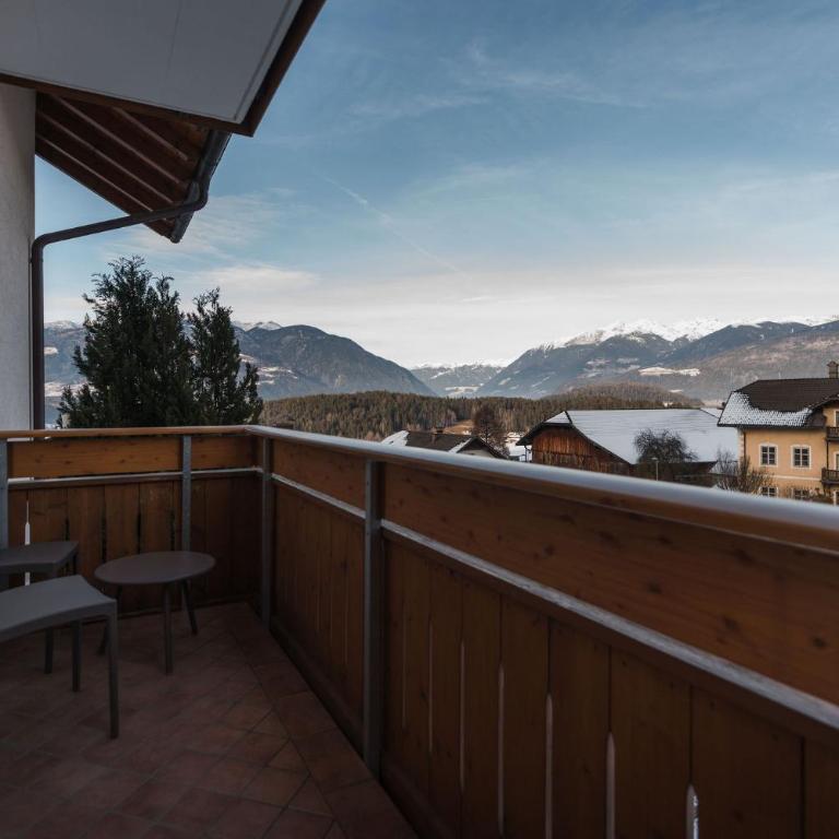 MyLiving - Hotel B&B by Majestic Resorts Dolomites - Camera Tripla con Balcone - 3