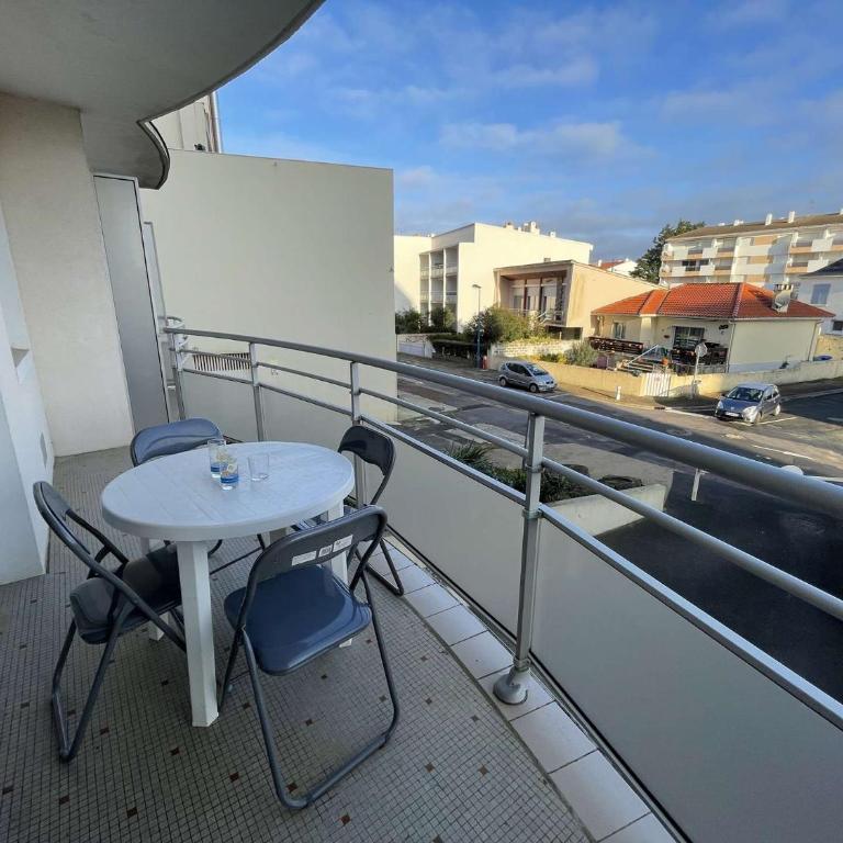 SJ410-004 - Appart Studio alcôve 4 couchages SAINT JEAN DE MONTS - Studio Apartment with Balcony - 7