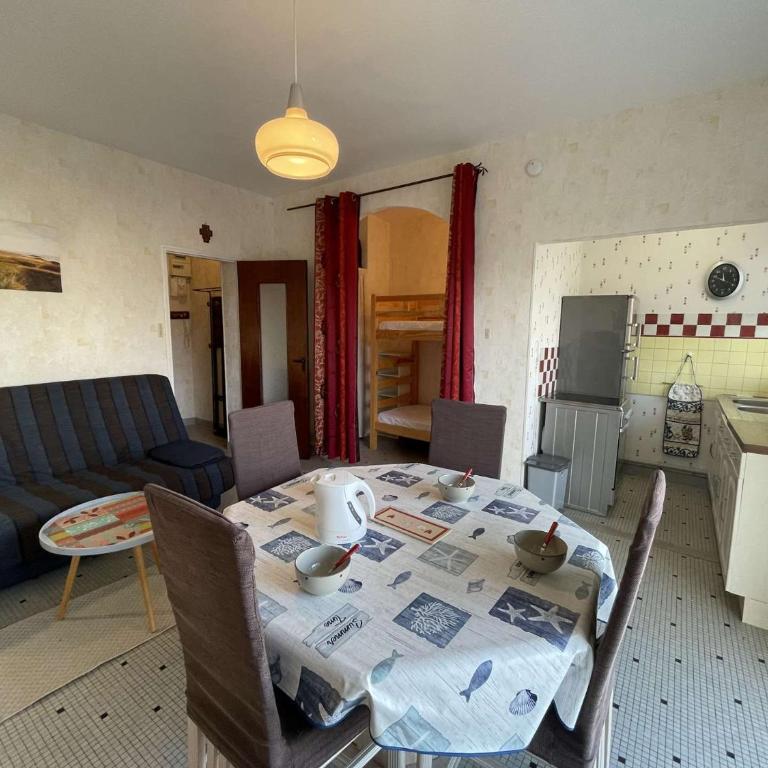 SJ410-004 - Appart Studio alcôve 4 couchages SAINT JEAN DE MONTS - Studio Apartment with Balcony - 11