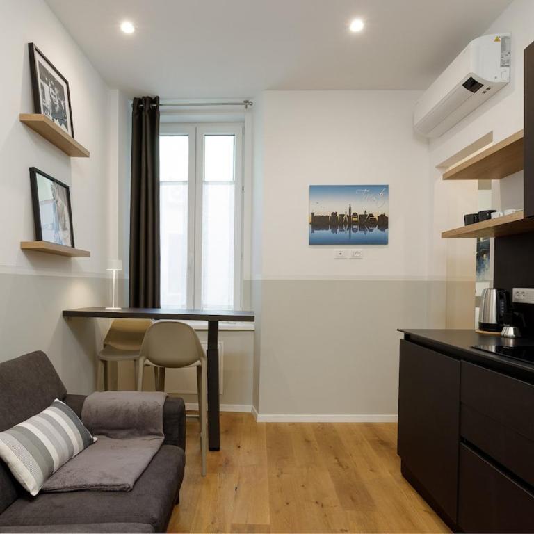 Apartments Trieste Centro I Flo - Appartamento con 1 Camera da Letto - 3