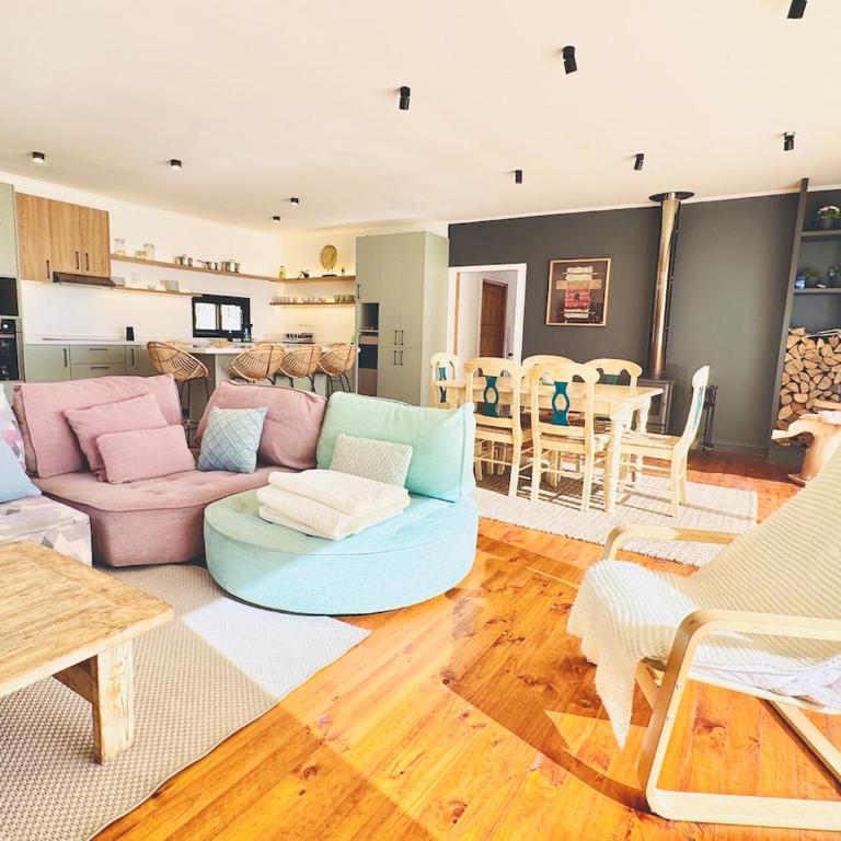 Cabin with Ocean View and Private Access to Rocks - Three-Bedroom House - 3