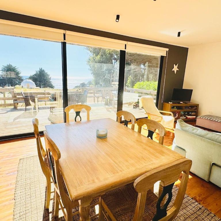 Cabin with Ocean View and Private Access to Rocks - Three-Bedroom House - 6