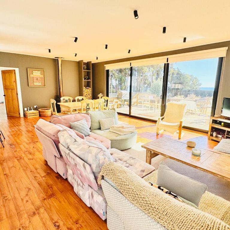 Cabin with Ocean View and Private Access to Rocks - Three-Bedroom House - 21
