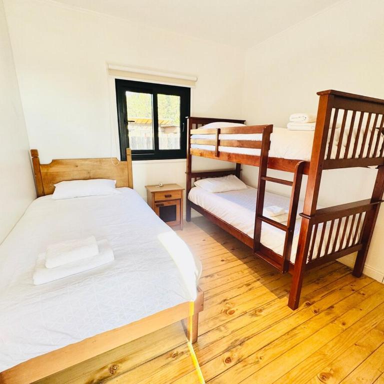 Cabin with Ocean View and Private Access to Rocks - Three-Bedroom House - 28