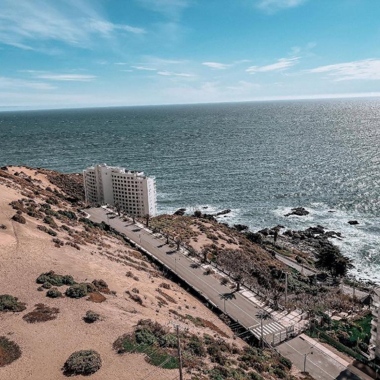 Comfortable apartment with a beautiful sea view - Apartment - 3