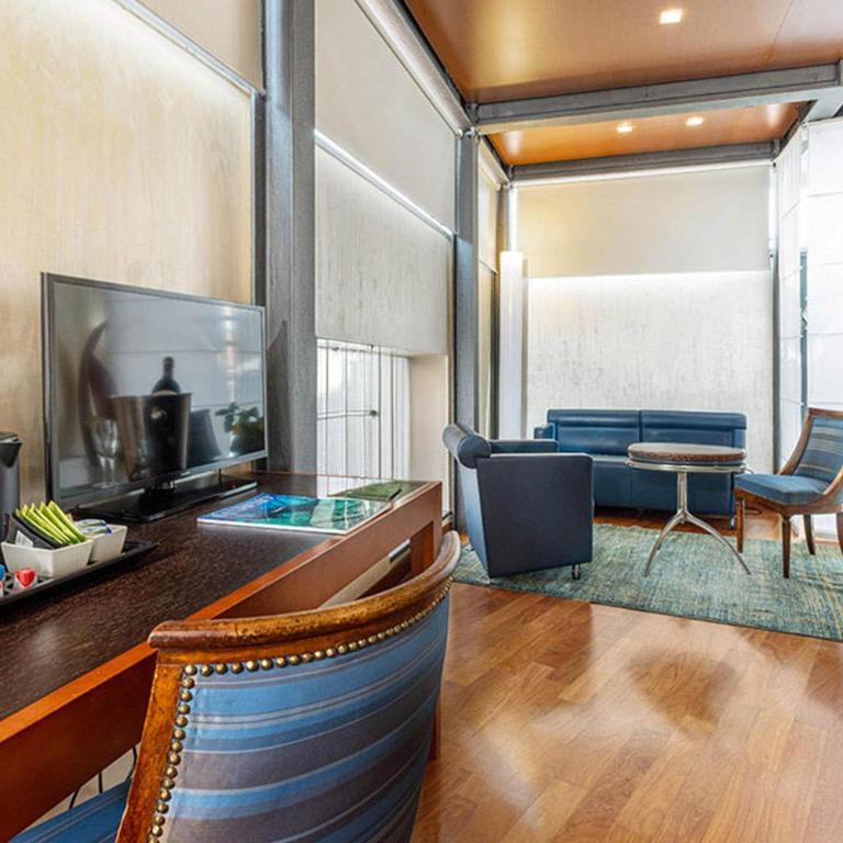 B&B HOTEL Imperia Rossini al Teatro - Junior Suite - 2