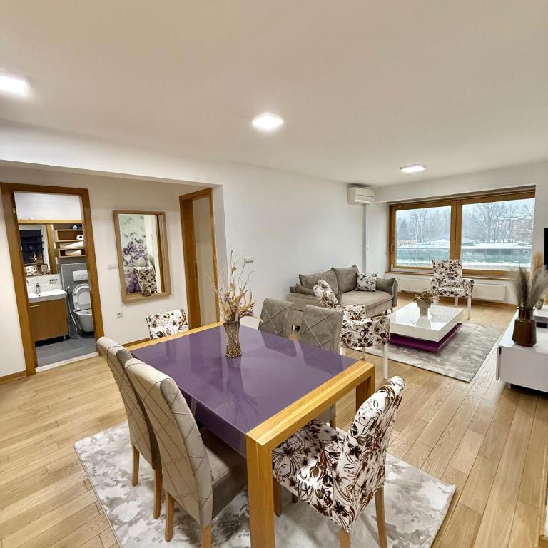 VIP Superior Apartments - Apartman sa 2 Spavaće Sobe i Pogledom na Planinu - 22
