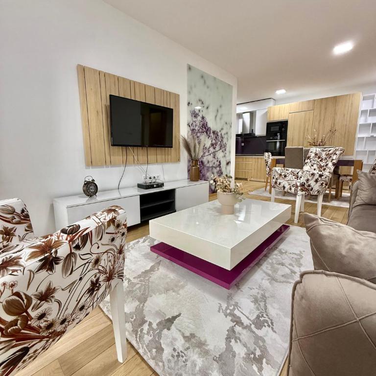 VIP Superior Apartments - Apartman sa 2 Spavaće Sobe i Pogledom na Planinu - 11