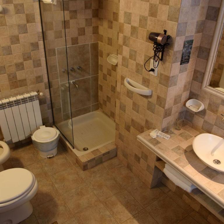 Hotel Selva Montana - Habitación Doble Deluxe - 4