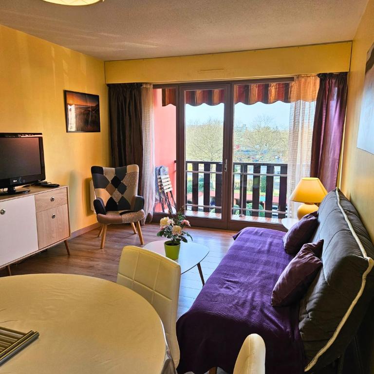 ''Les Arènes'' - WIFI - DRAPS - THERMES - Appartement 1 Chambre - 17