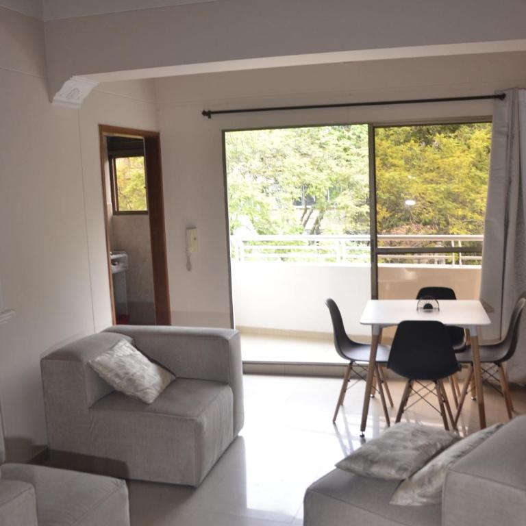 Apto Amoblado 3 Hab Cerca al Atanasio- Promocion Marzo - Three-Bedroom Apartment with Balcony - 13