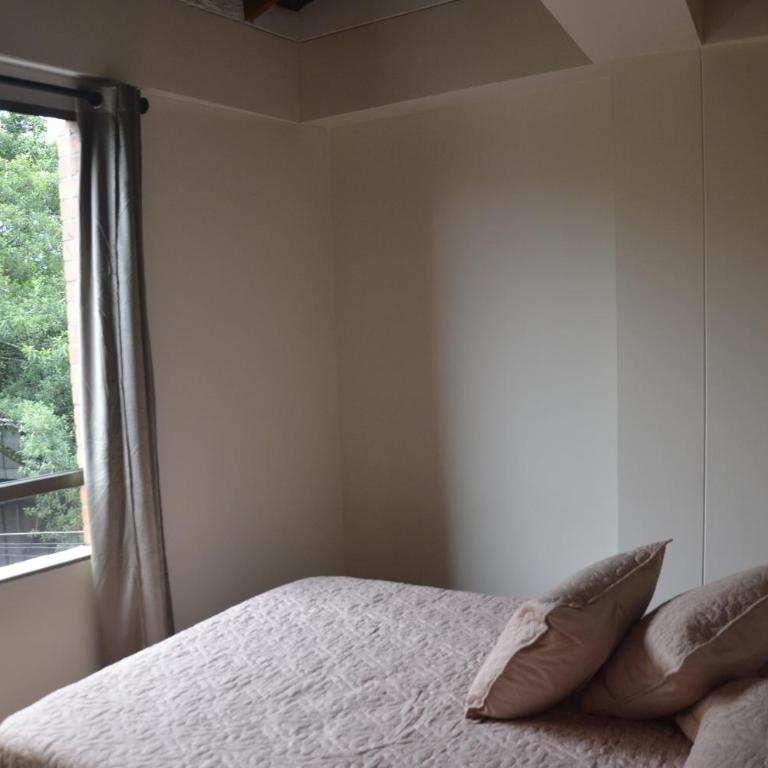 Apto Amoblado 3 Hab Cerca al Atanasio- Promocion Marzo - Three-Bedroom Apartment with Balcony - 16