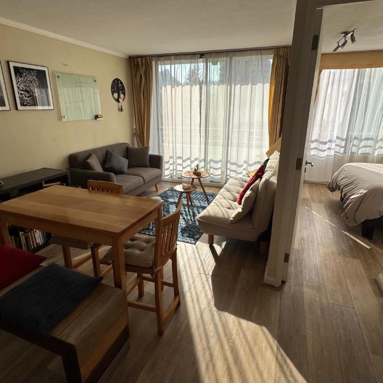 Acogedor, luminoso e insuperable ubicación - One-Bedroom Apartment - 1