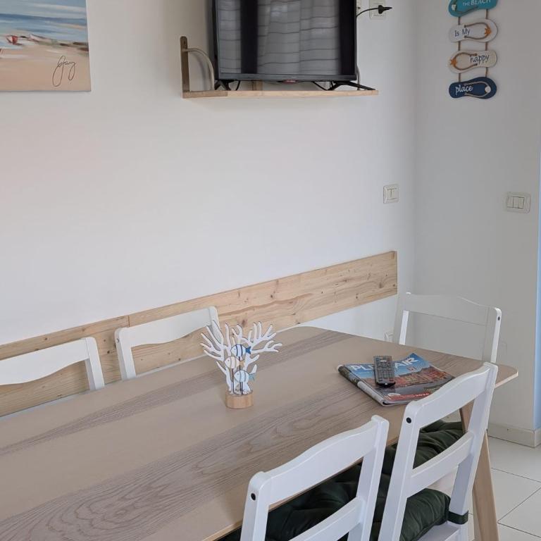 Villino a schiera con ingresso indipendente con balcone e piccola corte esterna con doccia a due passi dal mare - Appartamento con 2 Camere da Letto - 13