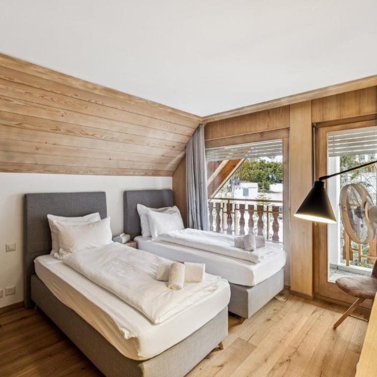 Starlight by Mrs Miggins - Three-Bedroom Apartment - 4