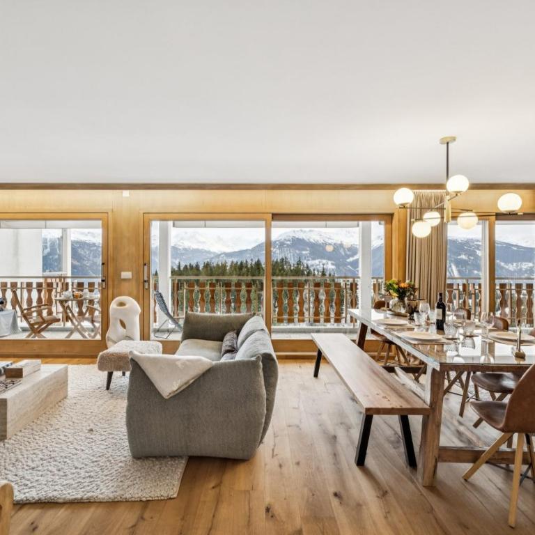 Starlight by Mrs Miggins - Three-Bedroom Apartment - 7