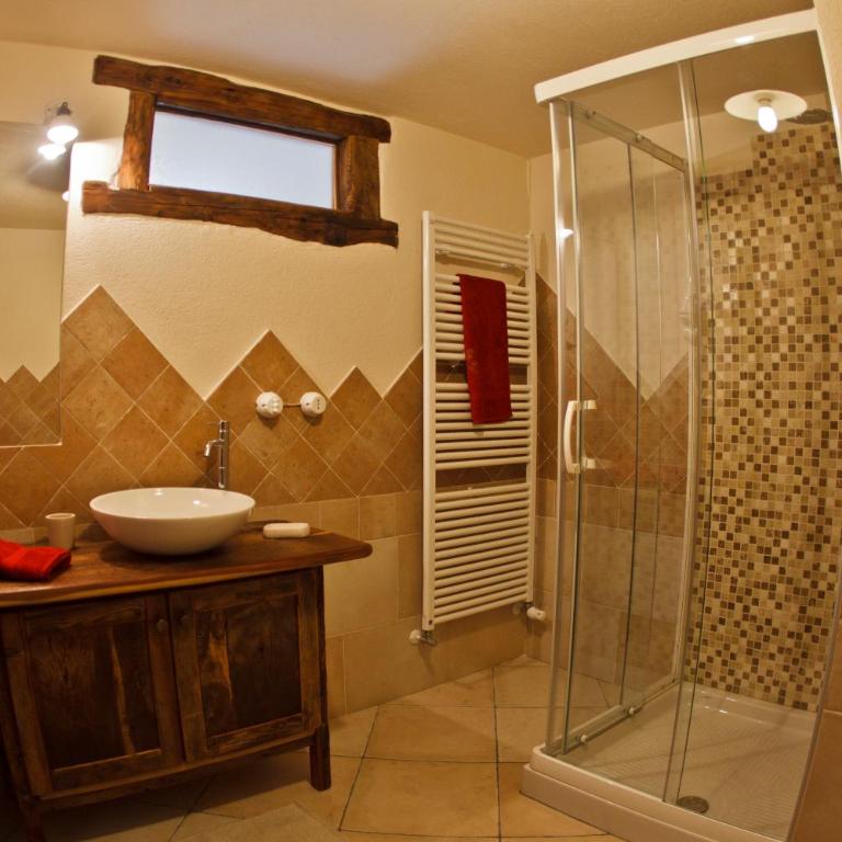 La Maison D'Antan - Double or Twin Room with Balcony - 11