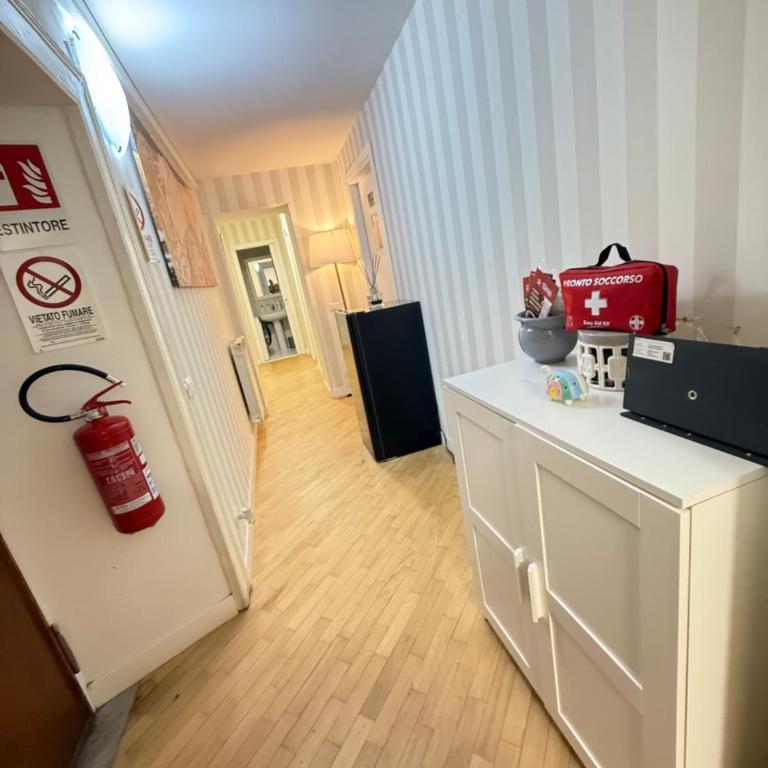 Plebiscito Charme Rooms - Camera Matrimoniale con Bagno in Comune - 27